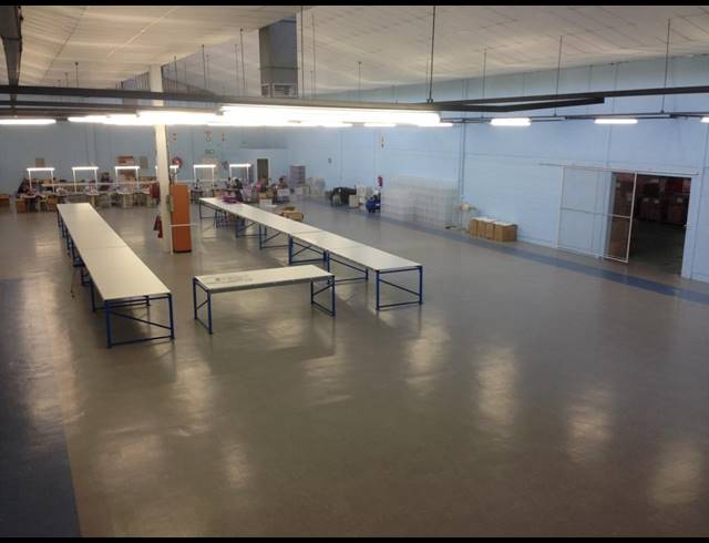 3,400M² FACTORY FOR SALE IN BEACONVALE